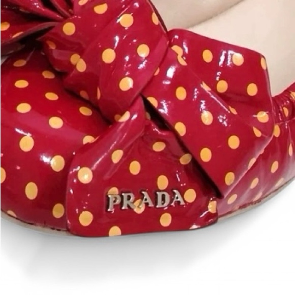 Prada Red Polka Dot Patent Ballet Flats with Bow IT35.5 - Picture 4 of 8